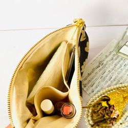 ＊北欧調＊レトロフラワー柄＊綿麻キャンバス＊フラットポーチ☆化粧品入れ☆通帳入れ☆ 9枚目の画像