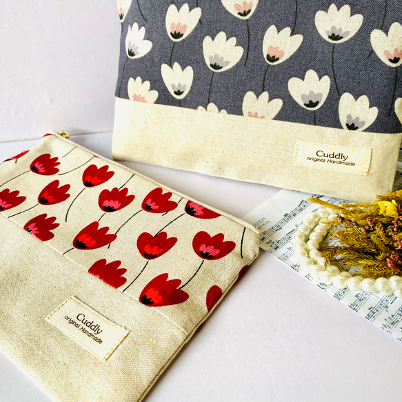 ＊北欧調＊レトロフラワー柄＊綿麻キャンバス＊フラットポーチ☆化粧品入れ☆通帳入れ☆ 4枚目の画像