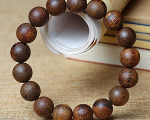 沈香 数珠 香木 カリマンタン産 【公式通販】