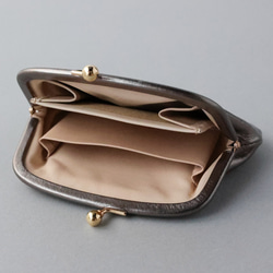 送料無料 小さい財布 ミニマム 革巻き がま口 国産 箔レザー 財布 本革  ブラックパール UBRI 5枚目の画像
