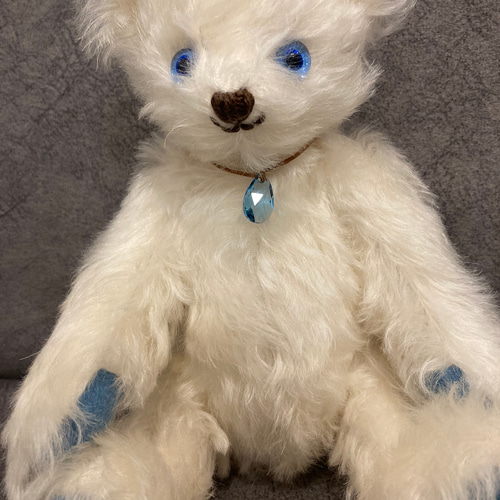 ブルーの瞳のホワイトベア 24cm ぬいぐるみ sanatio 通販 14333538