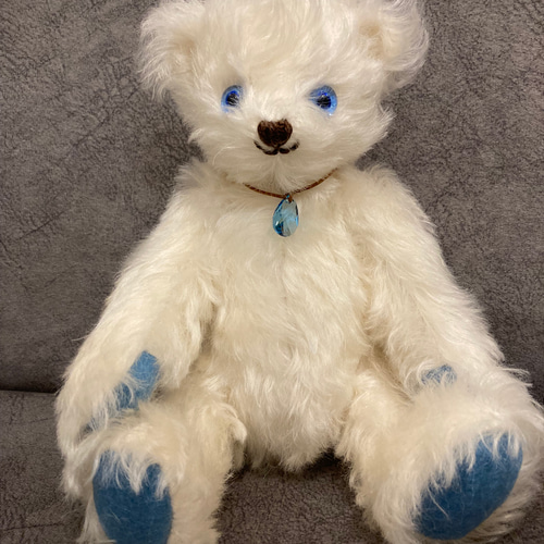 ブルーの瞳のホワイトベア 24cm ぬいぐるみ sanatio 通販 14333538