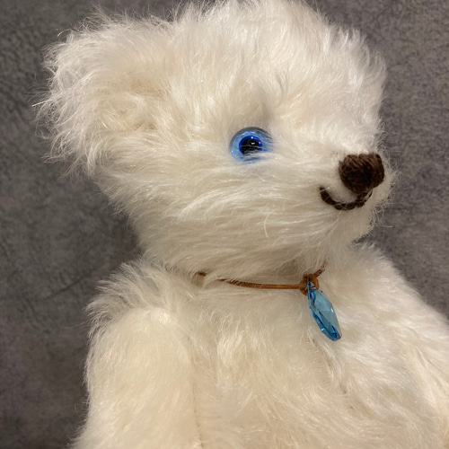 ブルーの瞳のホワイトベア 24cm ぬいぐるみ sanatio 通販 14333538