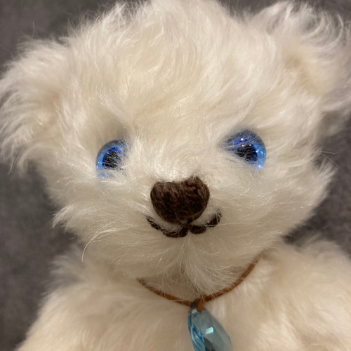 ブルーの瞳のホワイトベア 24cm ぬいぐるみ sanatio 通販 14333538