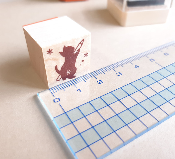小さな鉛筆猫　ラバースタンプ　はんこ　ゴム印 2枚目の画像