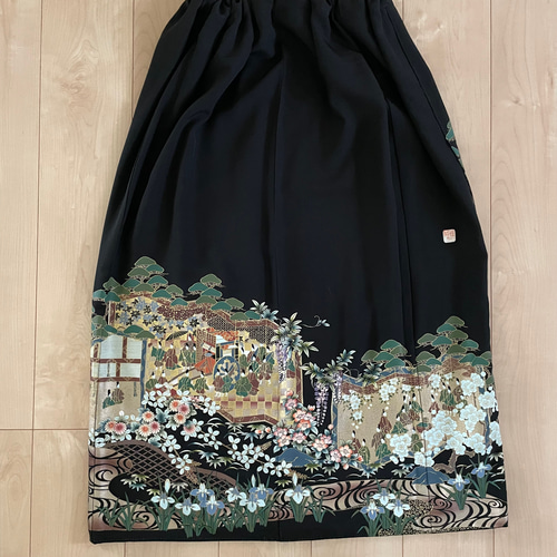 着物リメイク 黒留袖リメイク 平安の華 ロングスカート 正絹