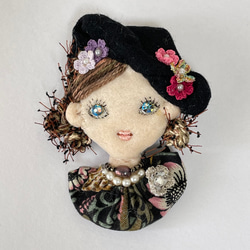 flower girl brooch 1枚目の画像