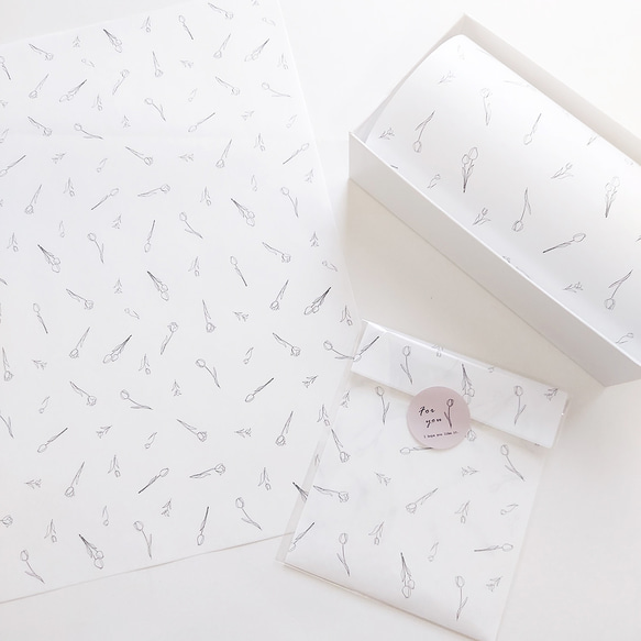 チューリップ 模様 薄紙 デザインペーパー A4サイズ 20枚入り かわいい 包装紙 ラッピングペーパー ギフト 花柄 8枚目の画像
