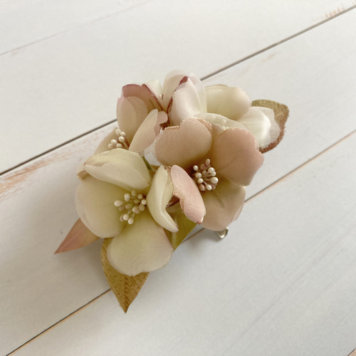 ワイルドローズ 布花 コサージュ セピア調 2Way 髪飾りにも