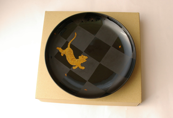 忍草蒔絵　丸皿　～うるしの丸皿　 7枚目の画像