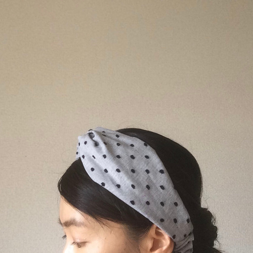 ドットのクロスターバン（ネイビーホワイトにポコポコ水玉）chika ヘア