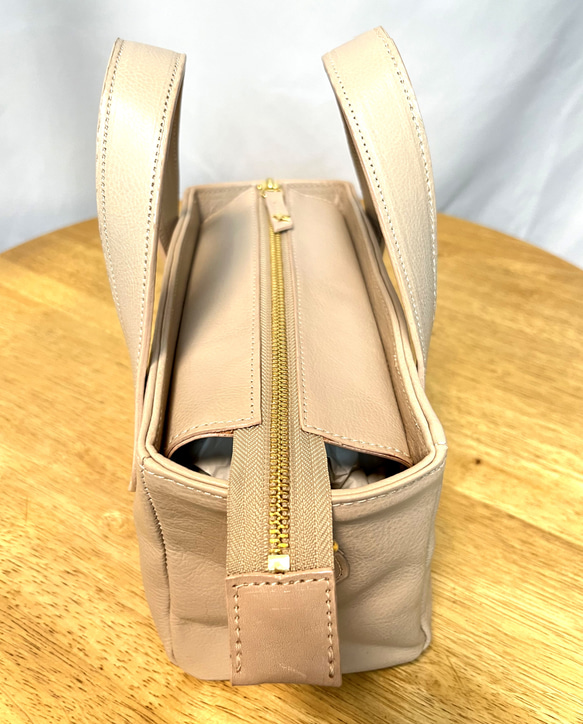 レザーショルダー ・ トート　＜star tote / pink beige＞ 5枚目の画像