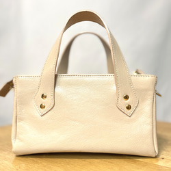 レザーショルダー ・ トート　＜star tote / pink beige＞ 2枚目の画像