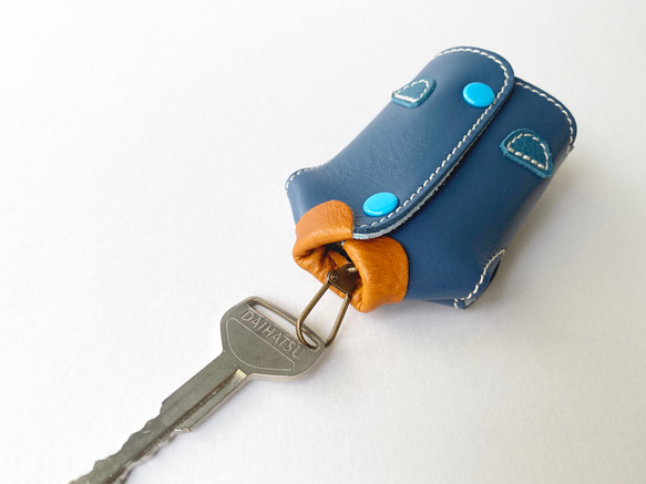 ベスト型キーケース　本革 7枚目の画像