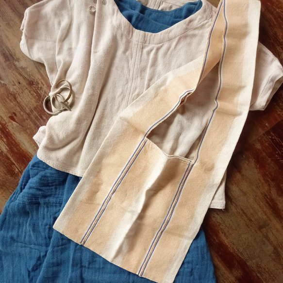 [促銷]凱倫手織肩背包/橙棕x白色/植物染棉、手工縫製/1件 第1張的照片