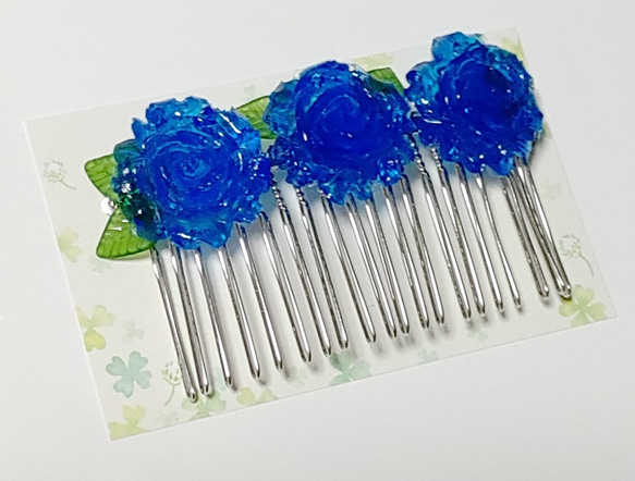 【ハンドメイド】青薔薇ヘアーアクセサリー 3枚目の画像