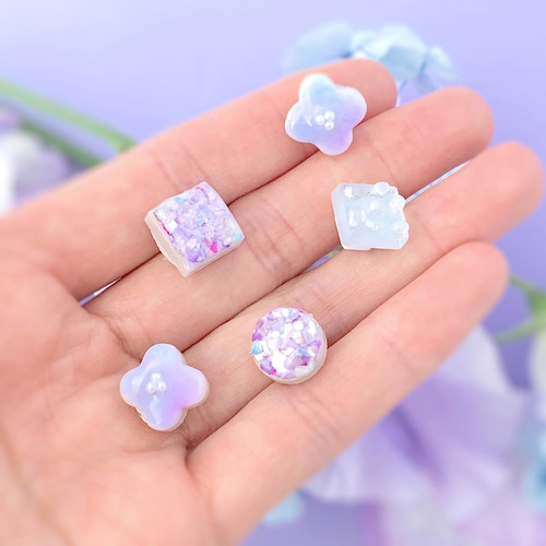 No.551 紫とピンクのお花と雫ビーズのハンドメイドピアス 【公式通販】