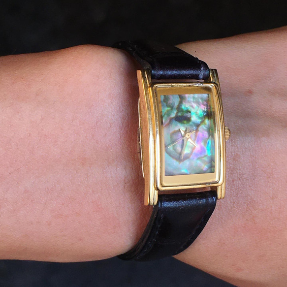 【Lost and find】古董款 天然石 方 幻彩 鮑貝 手錶 第1張的照片