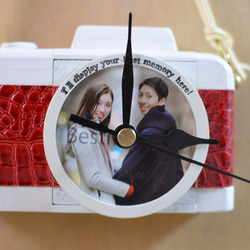 時計付カメラ型フォトフレーム　クロコダイル赤 3枚目の画像
