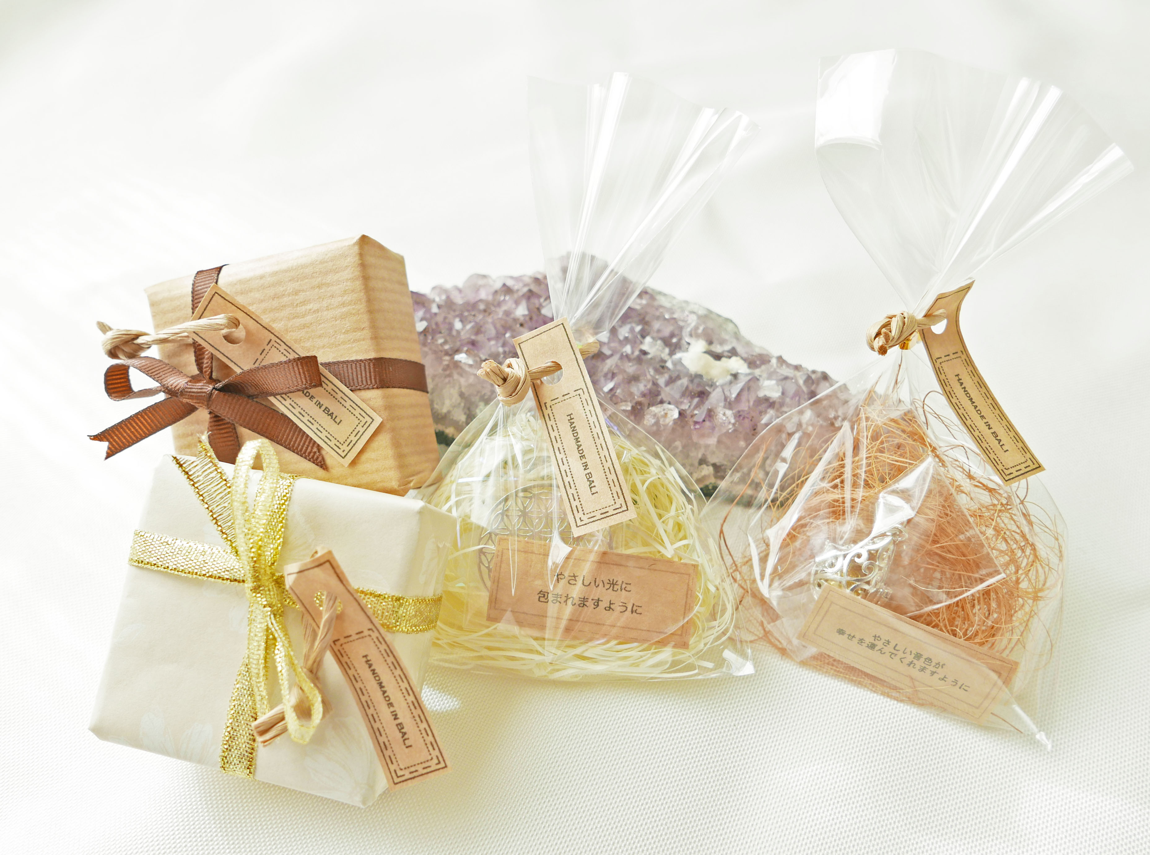 ✼シルバー925✼天然石アクセサリー・ソーダライトのペンダント༺ぱかりと開けられる•*•宇宙と繋げるOM・バリ島の神様༻