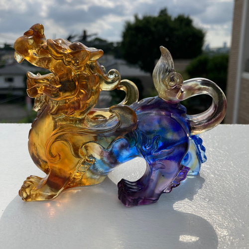 豊かさの黄金流れ込む〜貔貅ペア〜瑠璃ガラス置物 その他置物 Robin