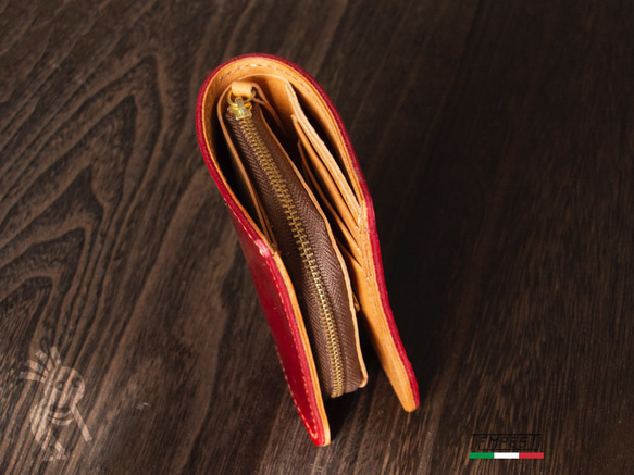【イタリアンレザー】 IBIZA+MAYA　ファスナー小銭入れ付き手縫い二つ折り財布　レッドxブラウン 3枚目の画像