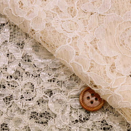 ラッセルレース生地 ピンクベージュ （約108cm×約50cm  