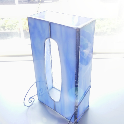 ステンドグラス　アンティーク調　ティッシュボックス水色(現品限り) ステンドグラス アンティーク調 ティッシュボックス水色(現品限り)