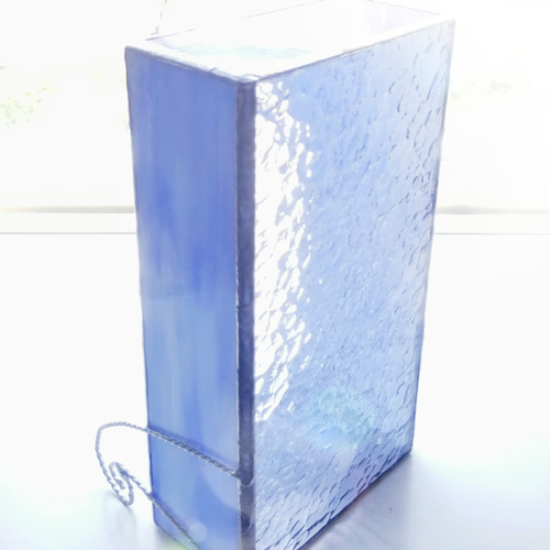 ステンドグラス　アンティーク調　ティッシュボックス水色(現品限り) ステンドグラス アンティーク調 ティッシュボックス水色(現品限り)