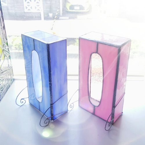 ステンドグラス　アンティーク調　ティッシュボックス水色(現品限り) ステンドグラス アンティーク調 ティッシュボックス(ブルー