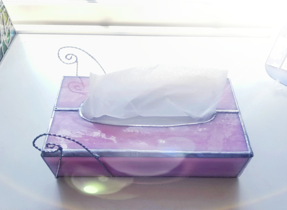 ステンドグラス　アンティーク調　ティッシュボックスピンク色(現品限り) ステンドグラス アンティーク調 ティッシュボックス(ピンク