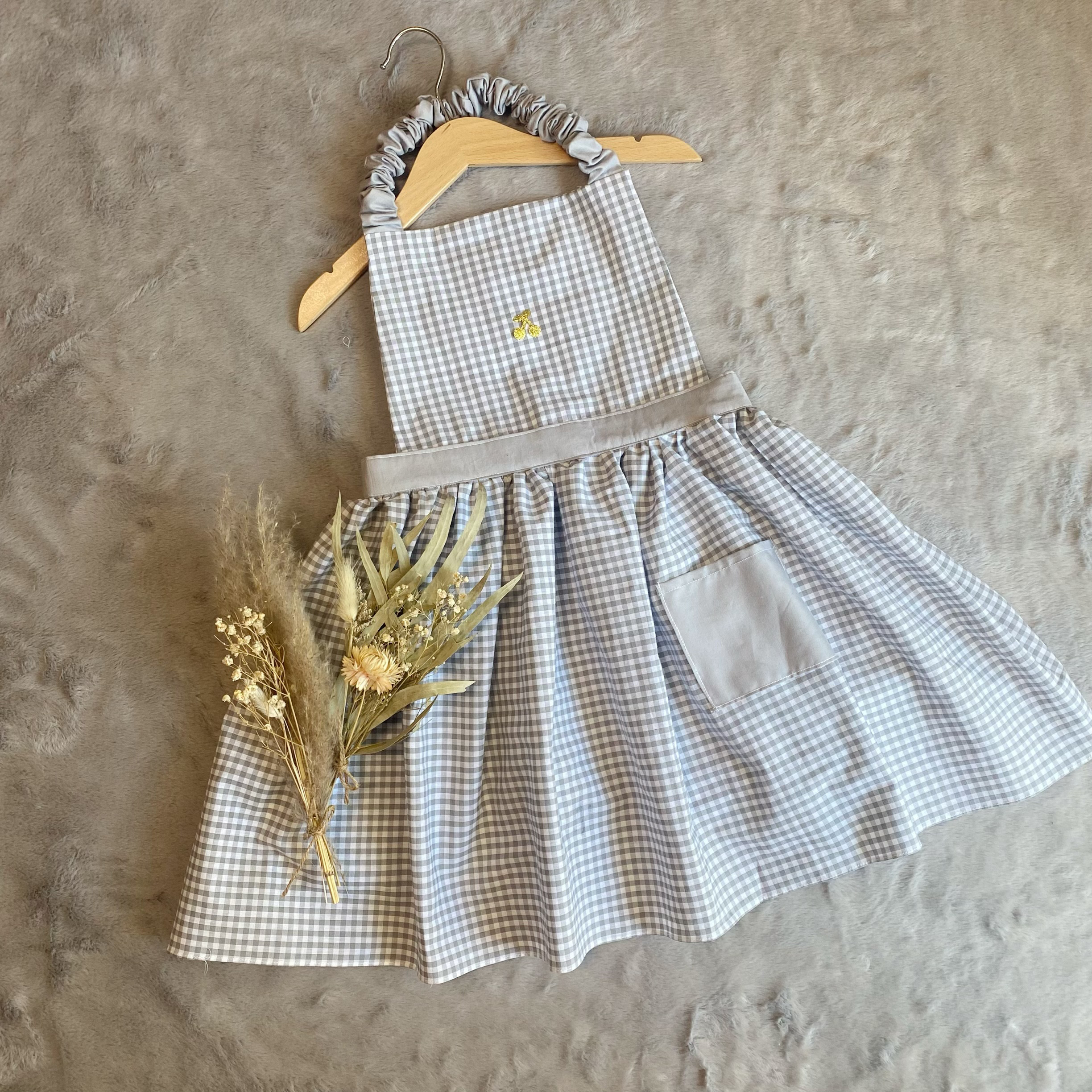 rurumu: 縷縷夢兎 ルルムウ 22SS frill check apron フリル