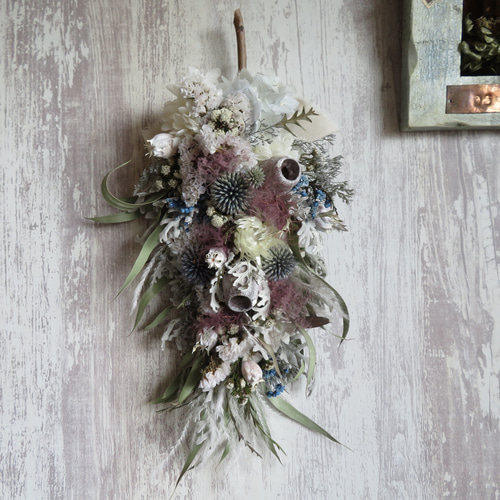 ドライフラワースワッグ　ホワイト系♡ 大きめ ホワイトベージュな大きめドライフラワースワッグ | ドライフラワーと