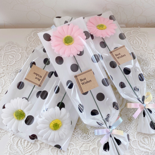 ガーベラの一輪ブーケ ソープフラワー 卒園 卒業 ＋α ノベルティ