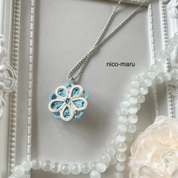 優しい彩りネックレス ❇︎ Daisy ❇︎ sky blue & white 《タティングレース◇キャッツアイ》 7枚目の画像