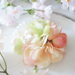 【大人フォーマル2023】八重桜のコサージュ〜入学式・卒業式用〜 1枚目の画像
