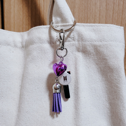 鈴付きミニアミボムキーホルダー♡ その他アクセサリー
