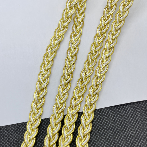 1m   三つ編みブレード　③番　白×金　幅7mm  ラメブレード　ラメ紐　三つ編みラメリボン 2枚目の画像