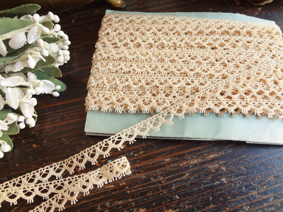 フランスアンティークレース　花刺繍レース　ビンテージレース フランスアンティークレース 刺繍 レース テーブルクロス