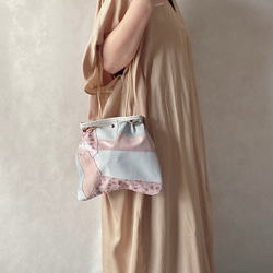 【一点物再販無し】ラージサイズ 巾着バッグ 本革 パッチワーク       シープ キラキラ シルバー ピンク 9枚目の画像