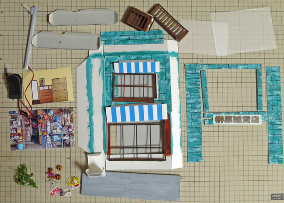 「リアル電飾」　下町の雑貨やさん　完成モデル　ジオラマ　ミニチュア 14枚目の画像