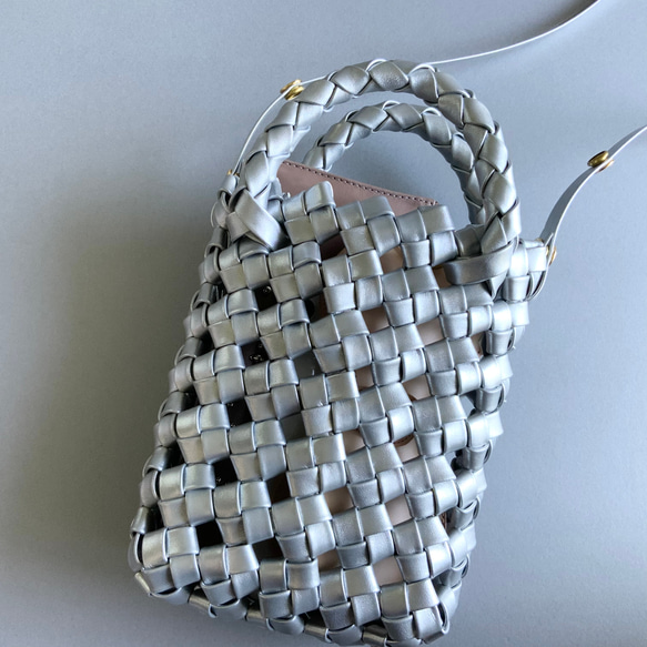 【新商品】 Leather mesh ミニショルダーバッグ(シルバー) 5枚目の画像