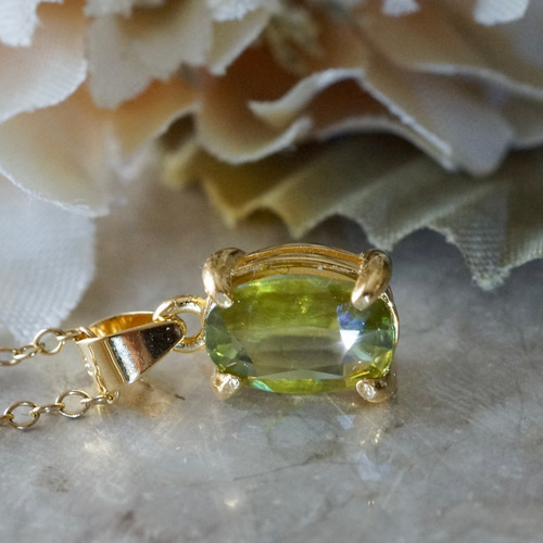 スフェーン黄緑カラーペンダント　(トップのみ) スフェーン黄緑カラーペンダント (トップのみ)