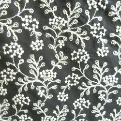 ◆sale◆北欧ななかまど刺繍半袖 ワンピース 黒 5枚目の画像