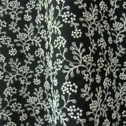 ◆sale◆北欧ななかまど刺繍半袖 ワンピース 黒 4枚目の画像