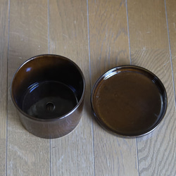 濃い茶色の陶器の植木鉢 (つやあり) (ずんどうタイプ) 11枚目の画像