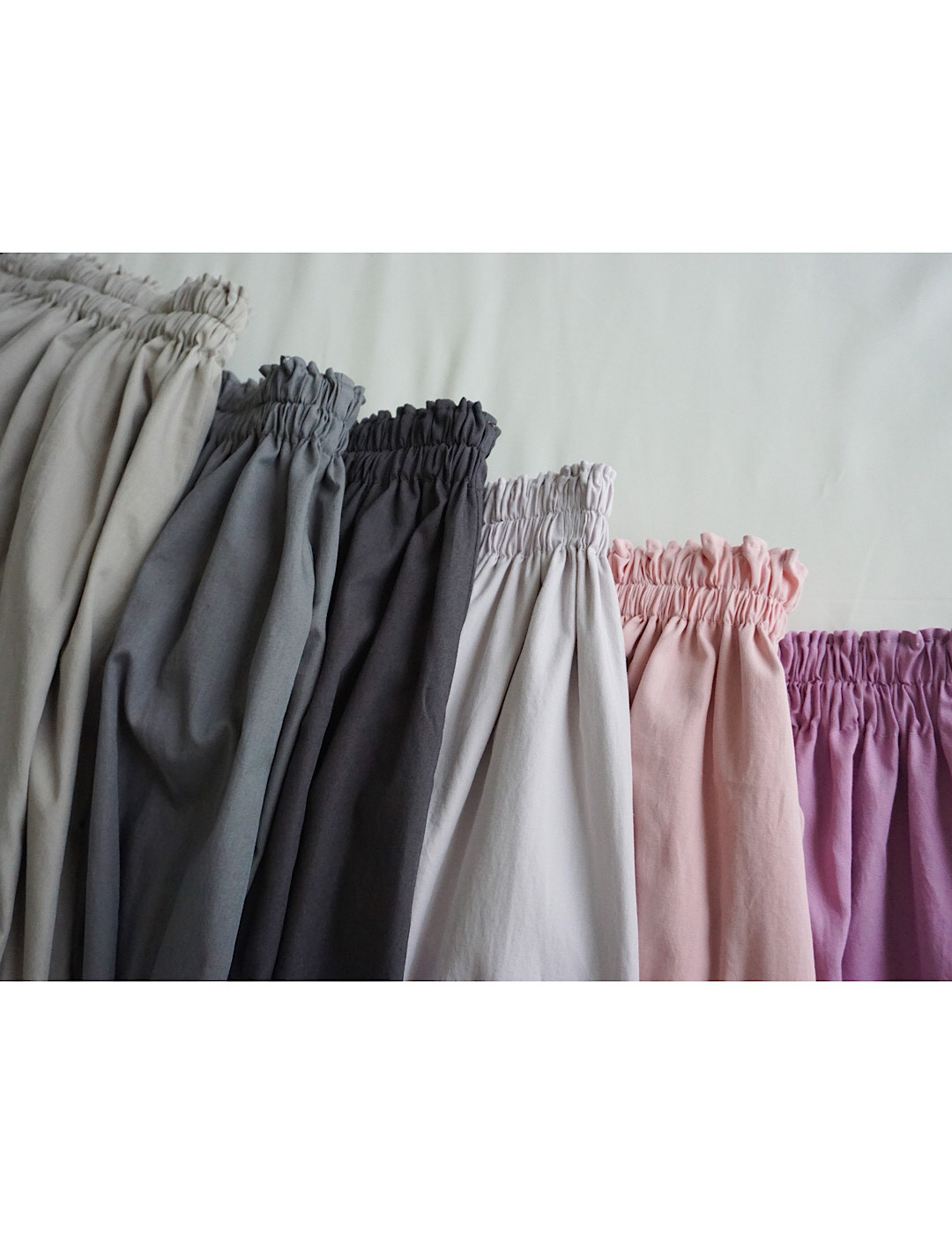 カラーが選べるギャザースカート｜モノクロカラー・ニュアンスカラー｜【裏地付き】