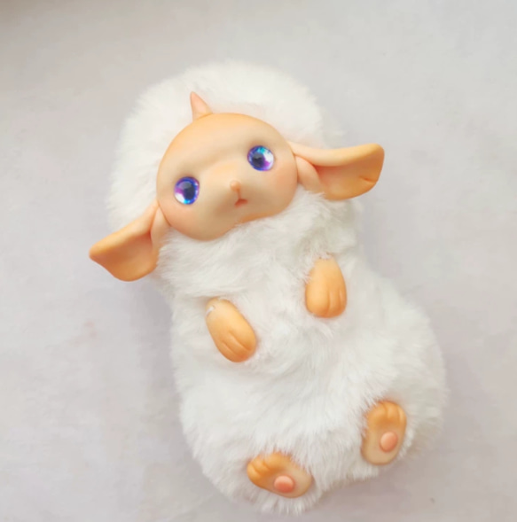 ぬいぐるみ✽ハンドメイド アートドール 幻獣可動式 ぬいぐるみ 兎兎 
