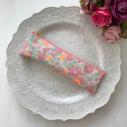 リバティ ラミネート 中身が見えるペンケース Theoセオ・パフピンク リバティ ラミネート 中身が見えるペンケース Theoセオ・パフピンク