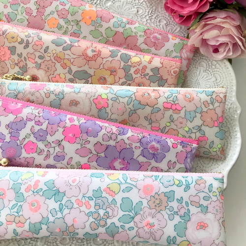 ペンケース ⌘ ベッツィ ネオンオレンジ・ピンク ⌘ リバティ